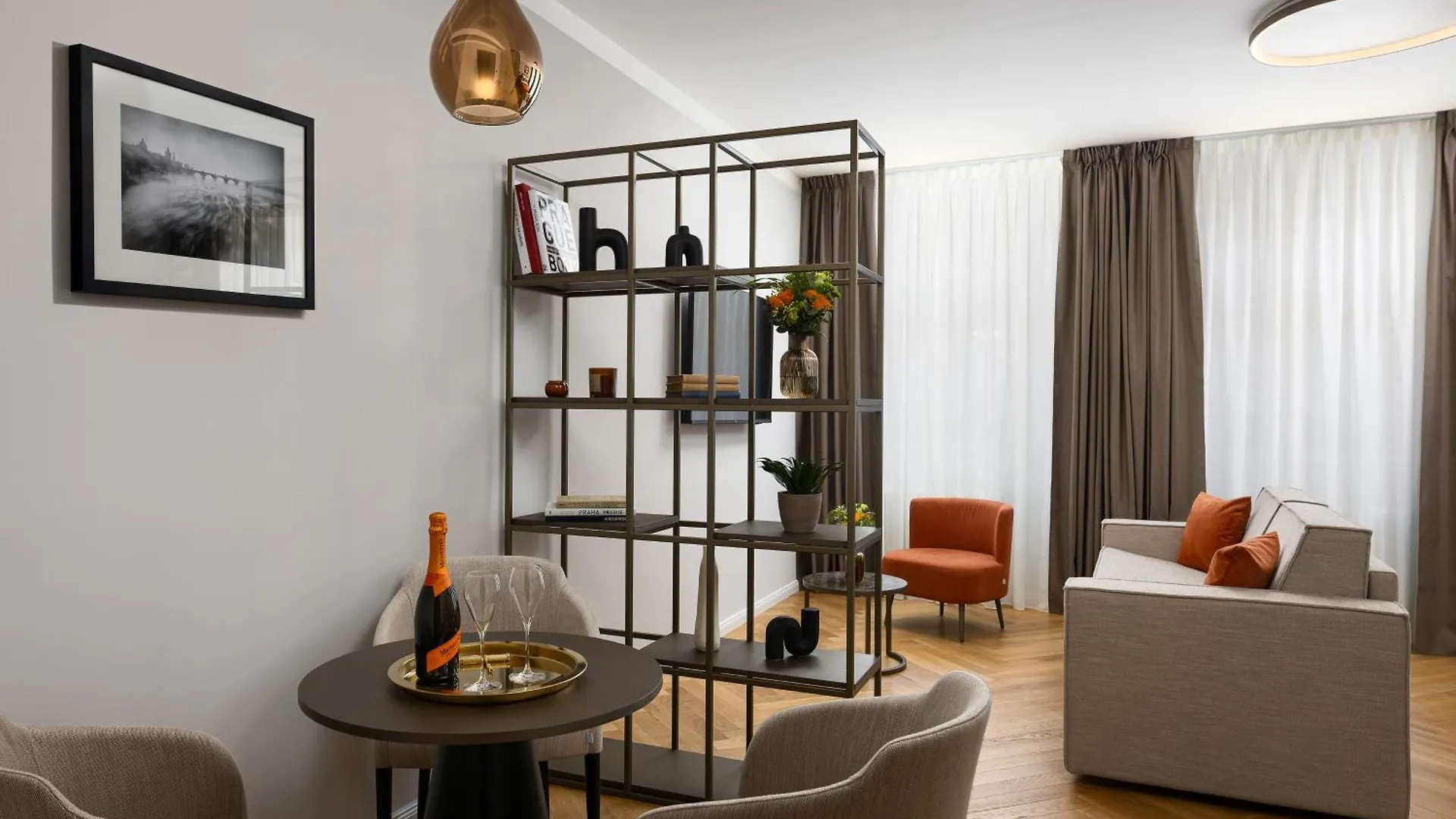 The Bridge Residence By Little King Praga